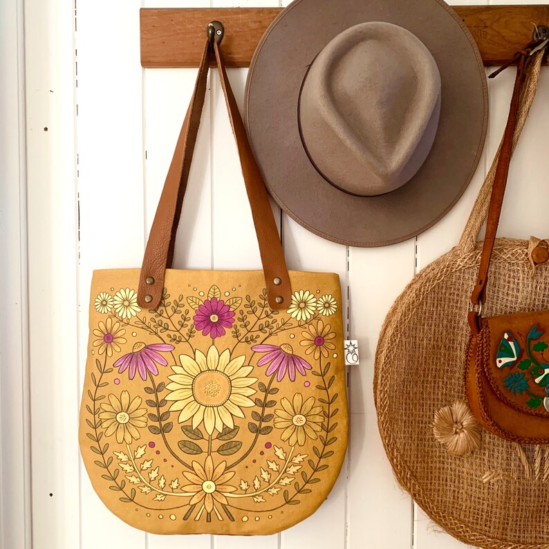 Folk sunflower bag in mustard