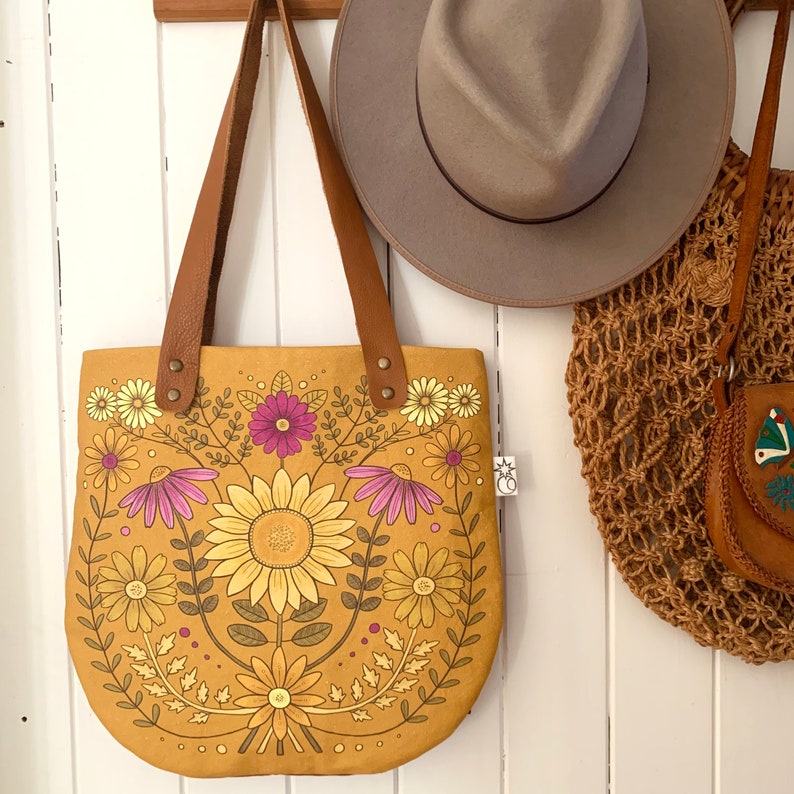 Folk sunflower bag in mustard