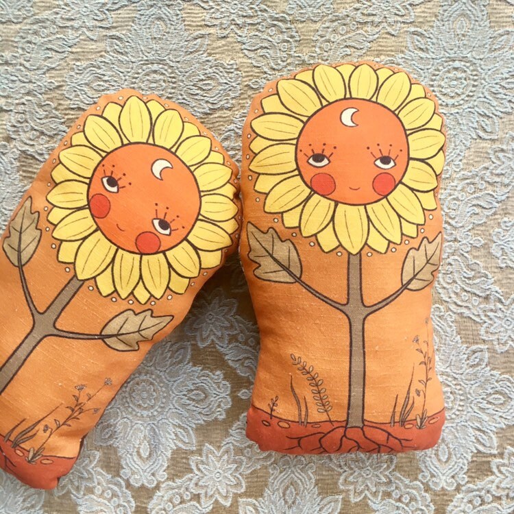 Sunflower friend linen bohemian pillow