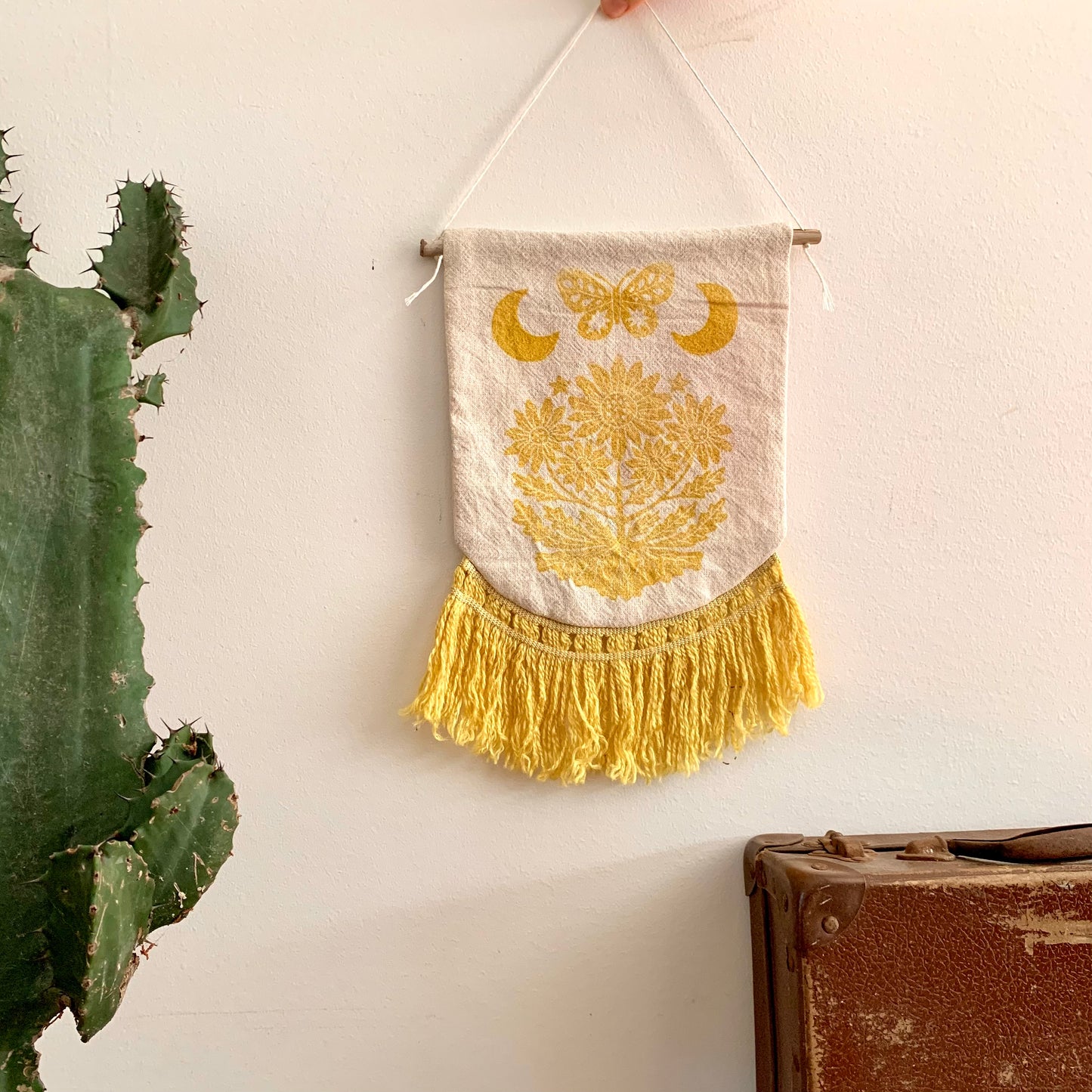 Block printed linen wild daisy wall hanging