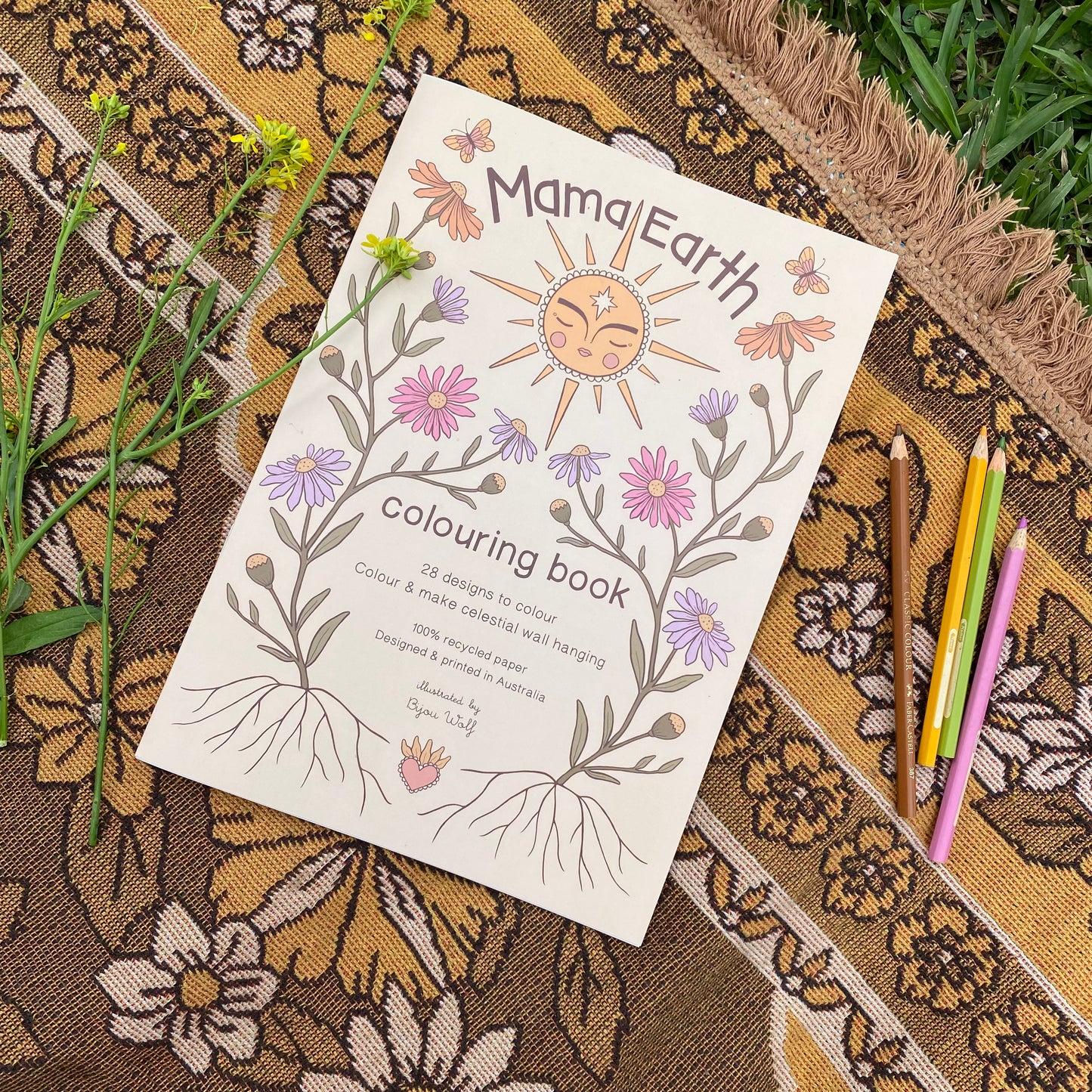 Mama Earth Colouring Book