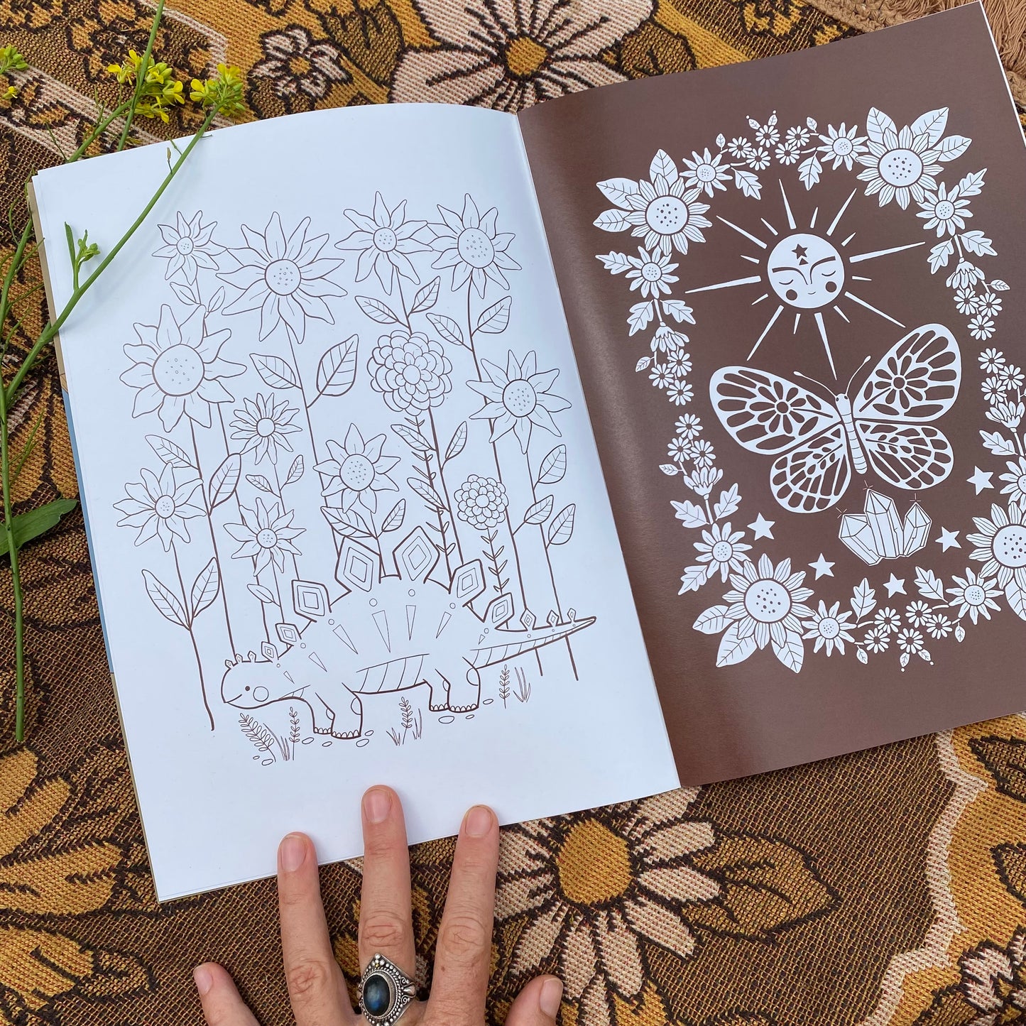 Mama Earth Colouring Book